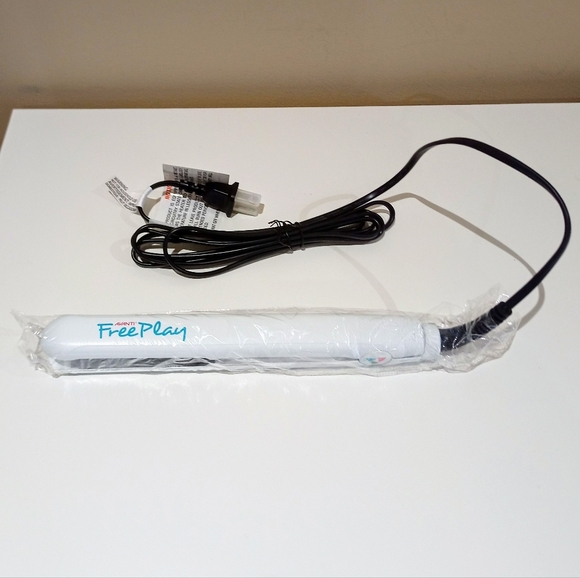 NWOT 🌺 Avanti Titanium Flat Iron Floating Plates 1" 450°F White - Picture 6 of 16